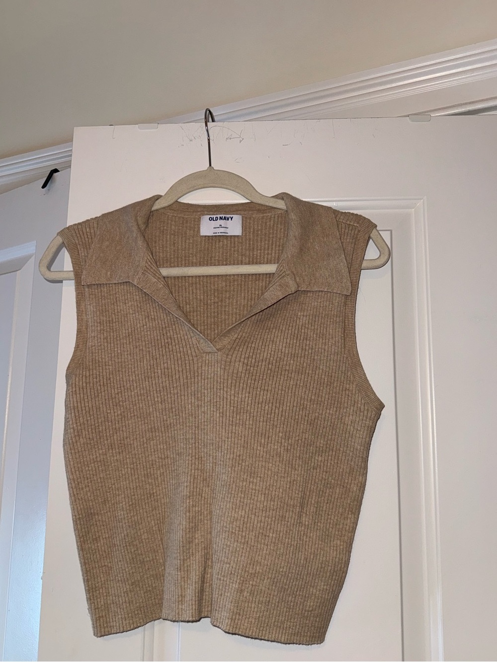 Old Navy Ribbed Collared Sleeveless Tank Top - Beige